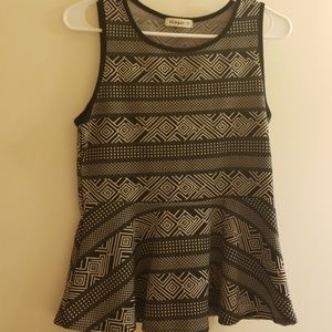 2/$10 🔥Peplum top 😉